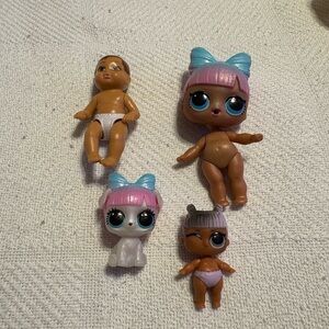 Lot of Barbie doll